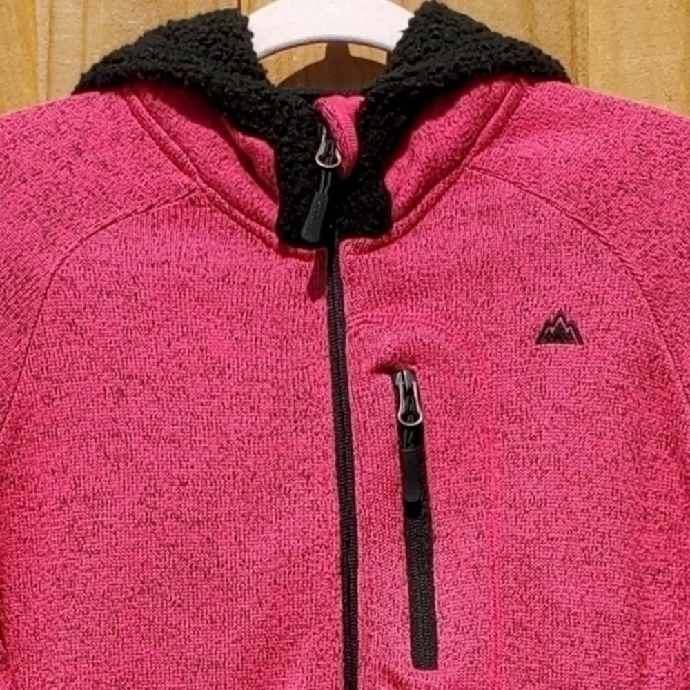 Snozu Performance Pink Zipup Outdoor Coat Jacket Women Hoodie‎ Size Medium